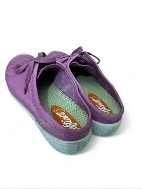 London leather sneakers slip on Sz 9-9.5